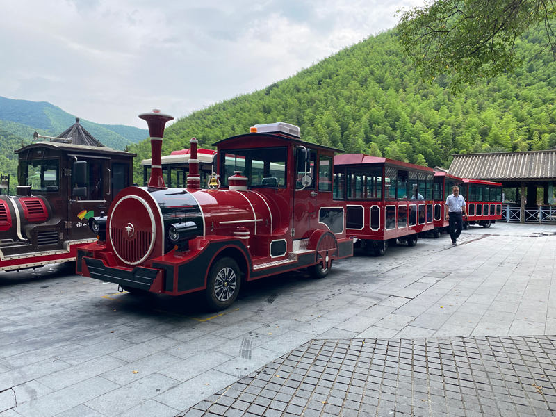 景區(qū)電動(dòng)小火車(chē)真的能節(jié)省80%運(yùn)營(yíng)成本嗎？