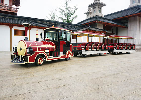 img of 非常適應(yīng)急轉(zhuǎn)彎的觀光火車（轉(zhuǎn)彎半徑6米）