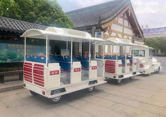 景區(qū)電動觀光火車