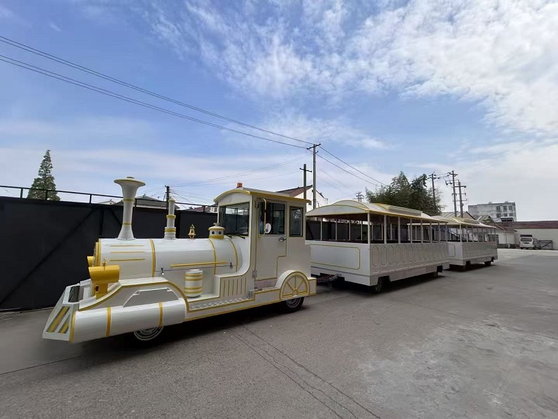 無(wú)軌小火車(chē)